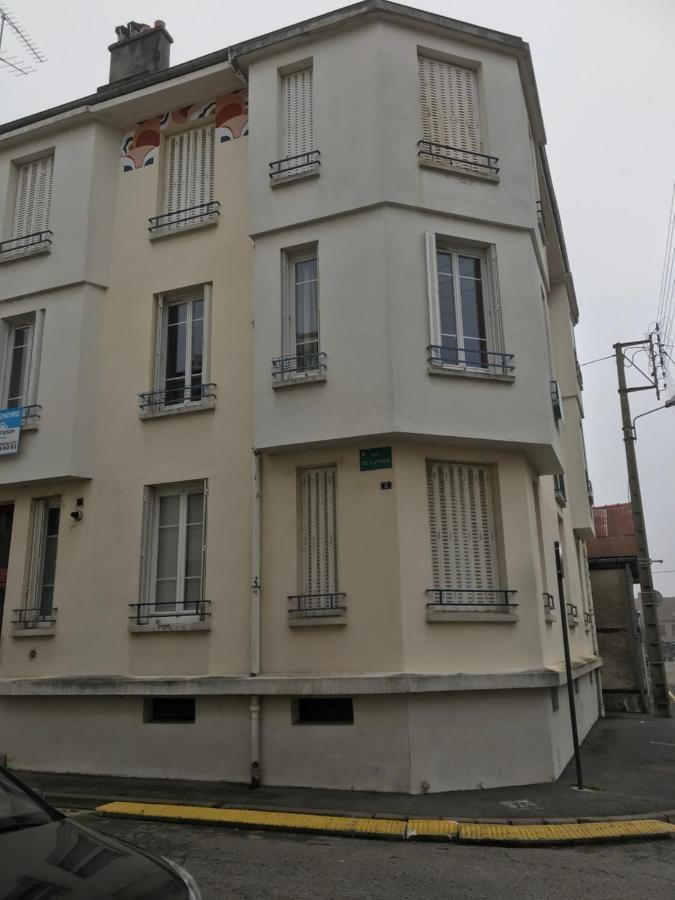 Maison Du Bonheur L Art De Vivre A La Francaise Logement Entier Avec Parking Sainte-Savine Bagian luar foto
